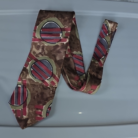 (J28) Dior Brown and Red Patterned Tie - Picture 1 of 3